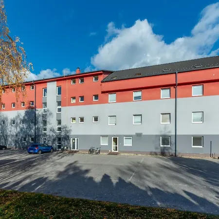 アパート Dorm Residences ストゥパヴァ