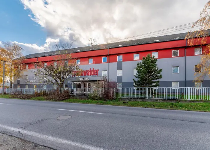 Dorm Residences * ストゥパヴァ